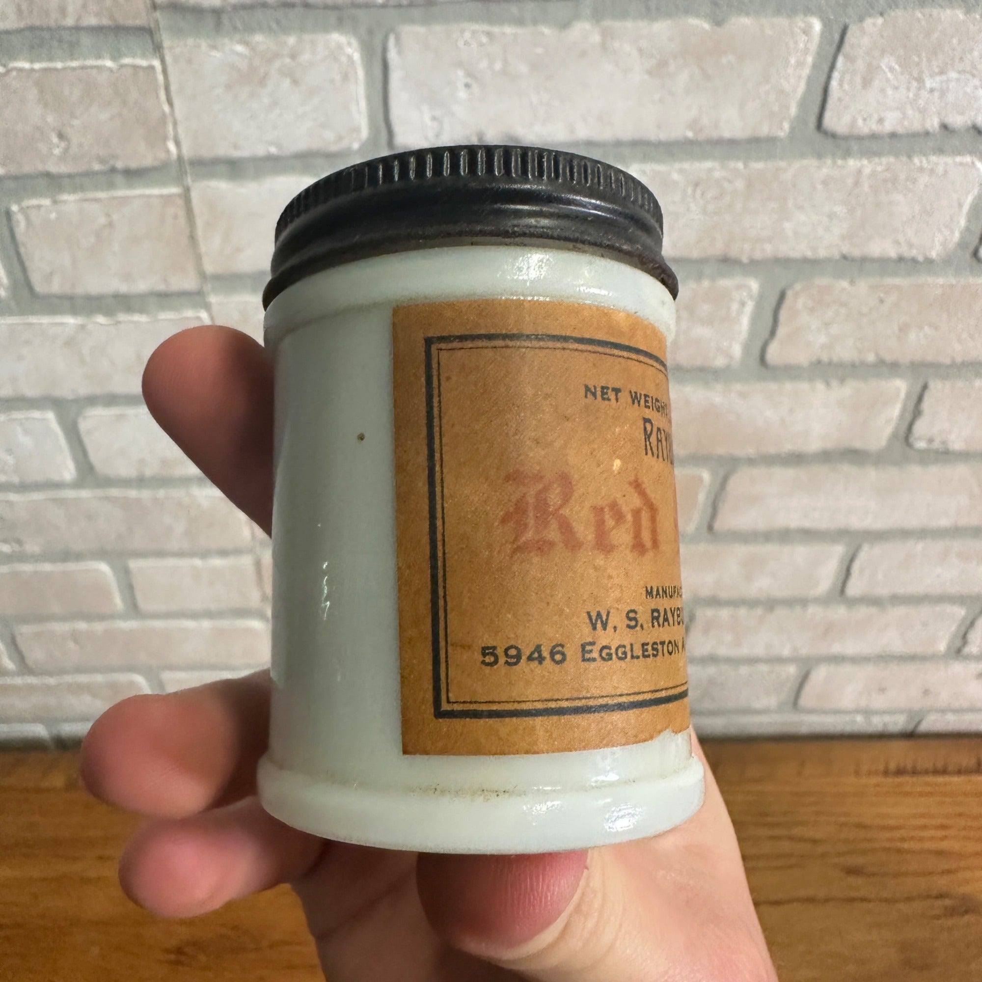 Scarce Rayburn Red Salve Chicago Milk Glass Medical Pharmacy Container