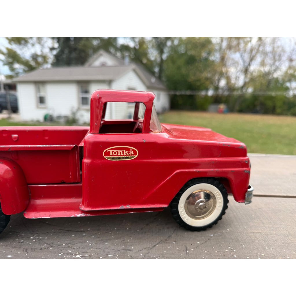 Vintage Tonka Red Stepside Pickup Truck Pressed Steel Toy