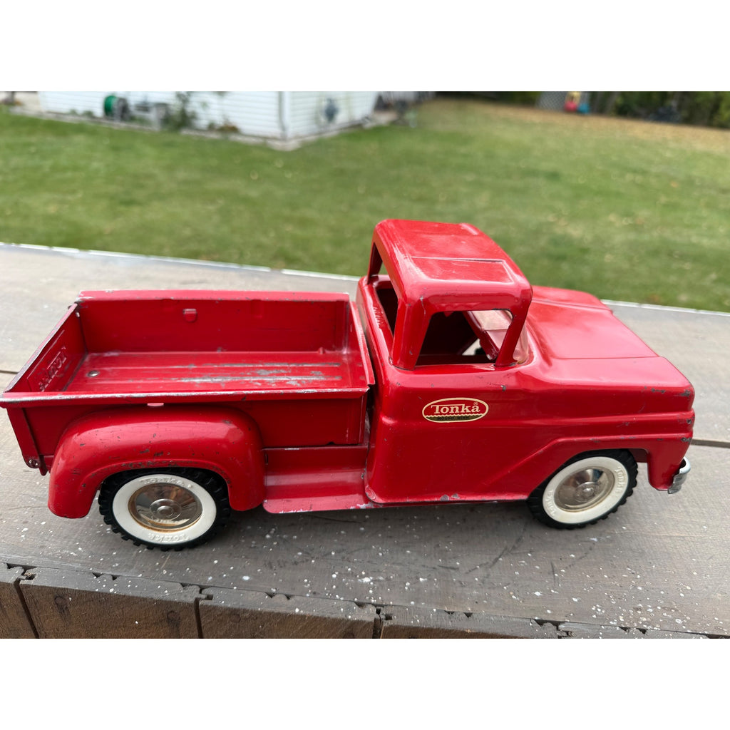 Vintage Tonka Red Stepside Pickup Truck Pressed Steel Toy