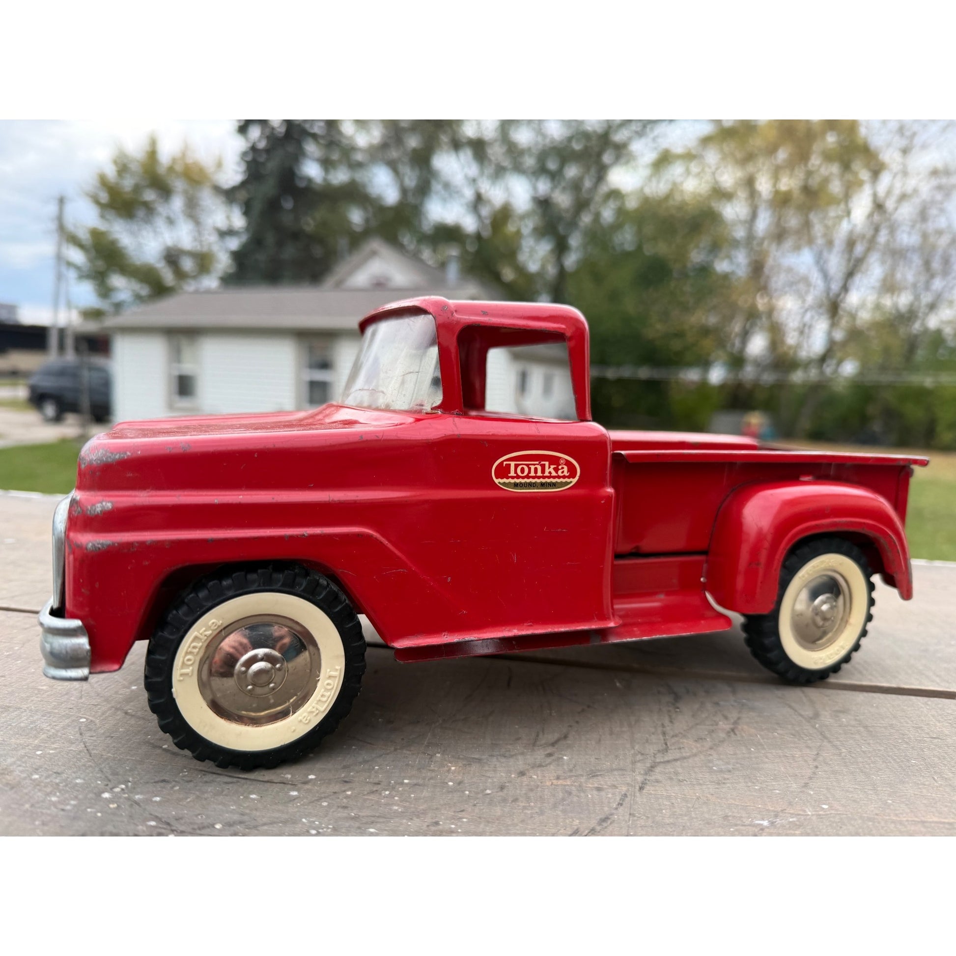 Vintage Tonka Red Stepside Pickup Truck Pressed Steel Toy