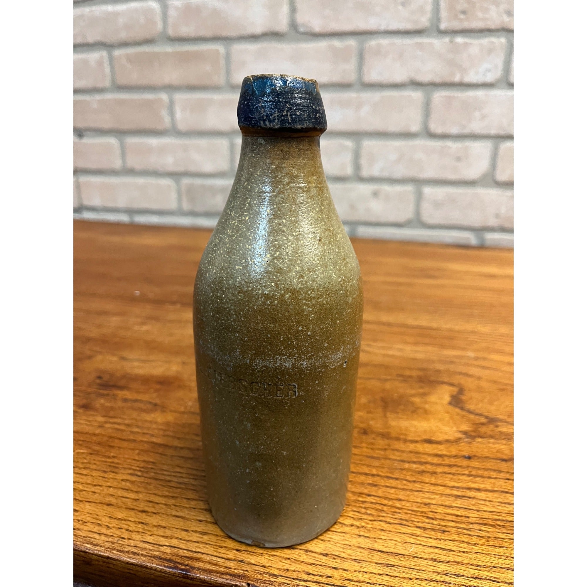 Antique Early  L. Liebscher Milwaukee Wis. Clay Stoneware Beige Beer Bottle
