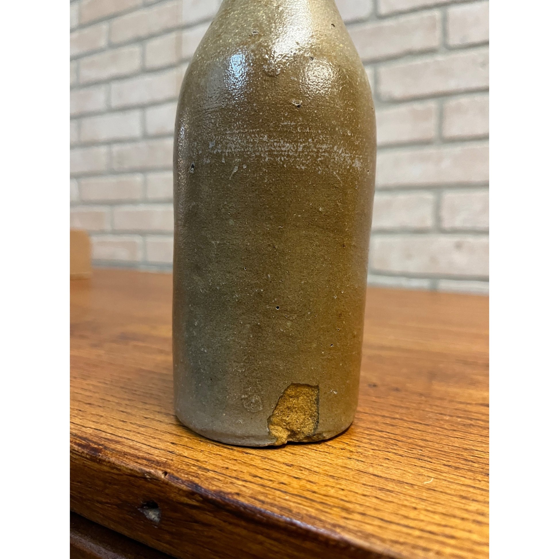 Antique Early  L. Liebscher Milwaukee Wis. Clay Stoneware Beige Beer Bottle