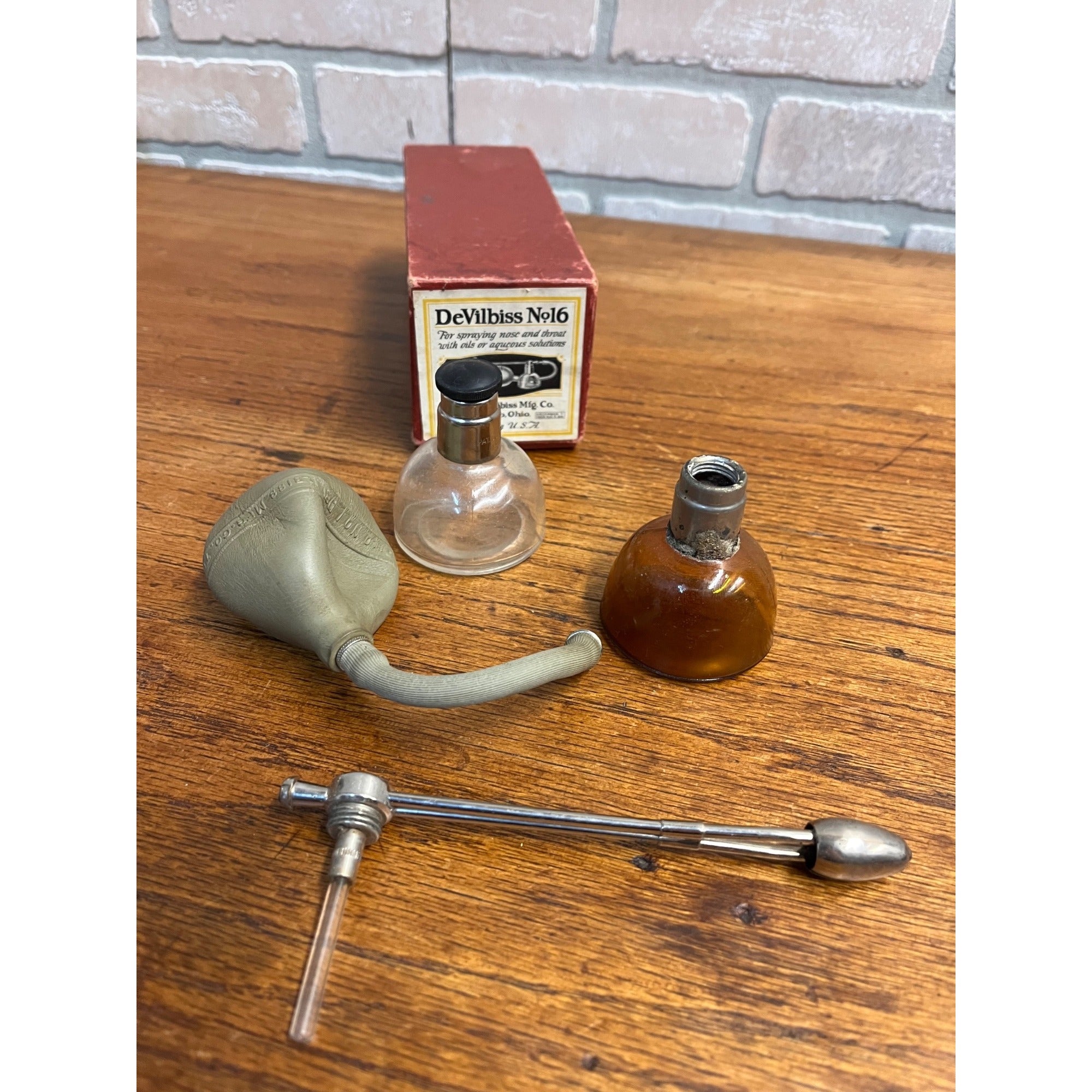 Vintage 1920s DeVilbiss Atomer 16 Medical Atomizer Part Box Throat Nose Sprayer