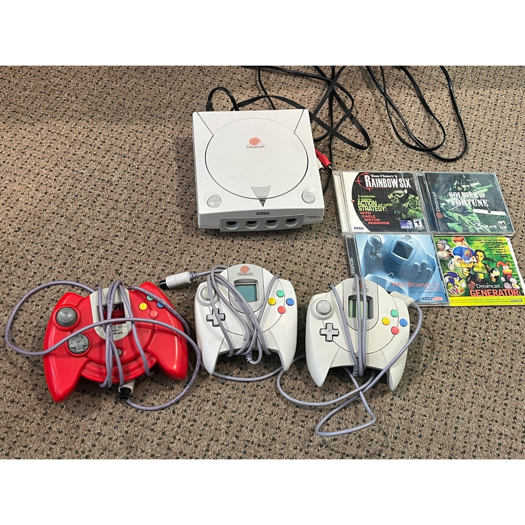 Vintage Sega Dreamcast Video Game Console Bundle 3 Controllers, 2 Games, VMUs