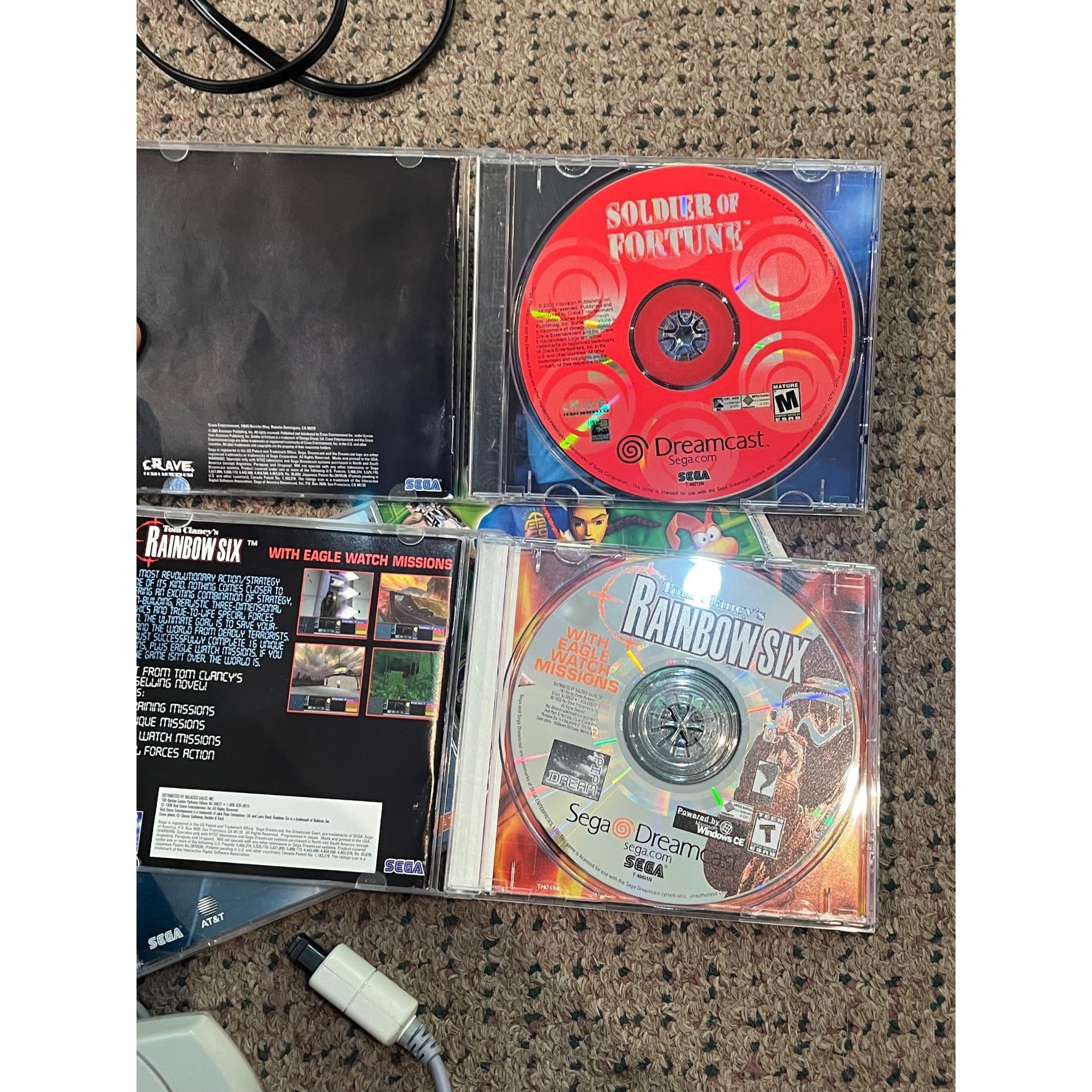 Vintage Sega Dreamcast Video Game Console Bundle 3 Controllers, 2 Games, VMUs