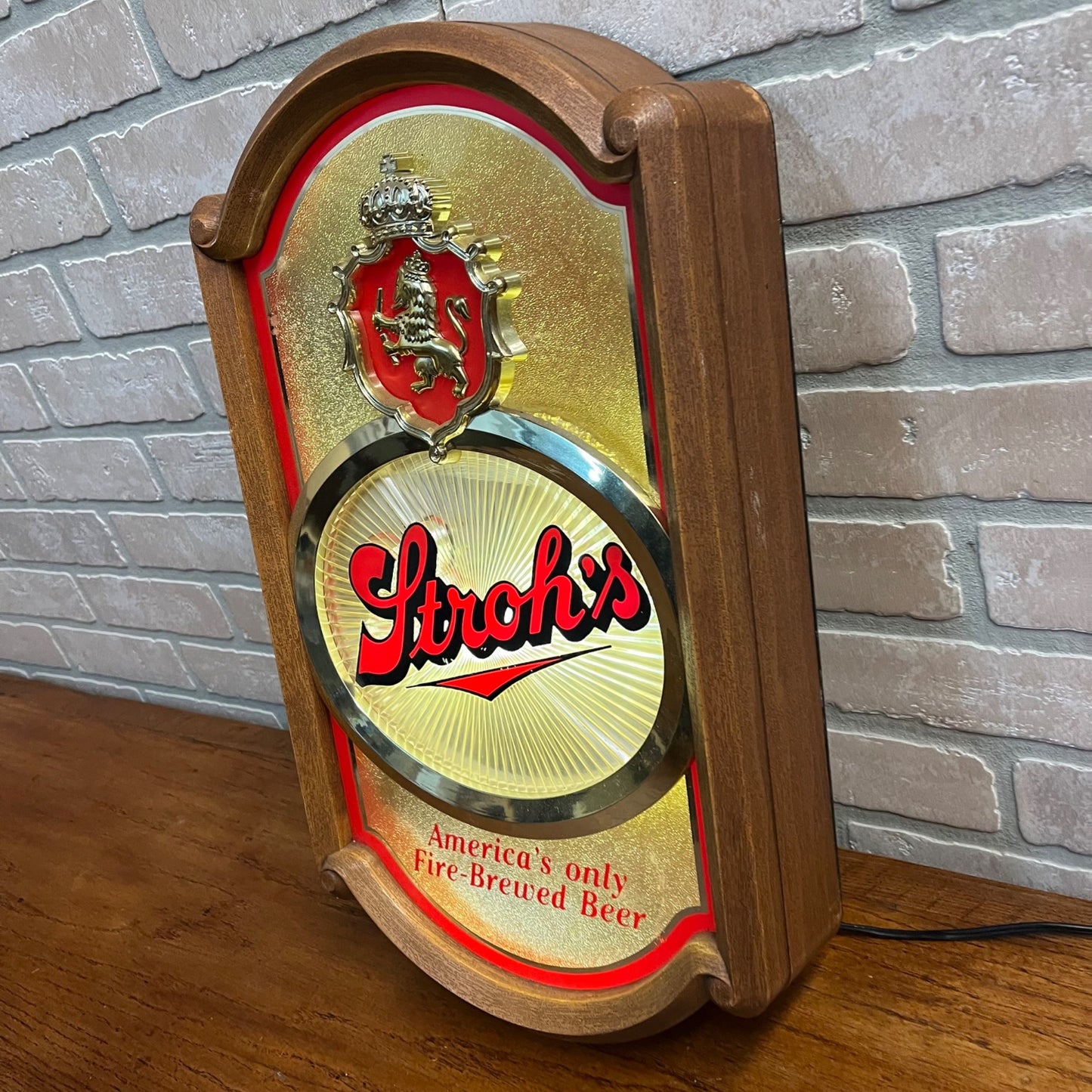 Vintage 1985 Stroh's Beer Lighted Bar Advertising Sign Motion Spinner - Works