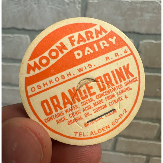 Milk Bottle Cap - Moon Farm Dairy - Oshkosh, (Wisconsin) Wis WI - Orange Drink