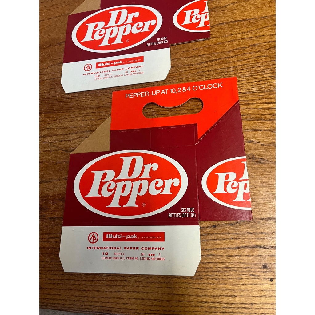 (2) Vintage 1960s Dr Pepper NOS Soda Carrier Totes Advertising Bottle Carrier 10oz