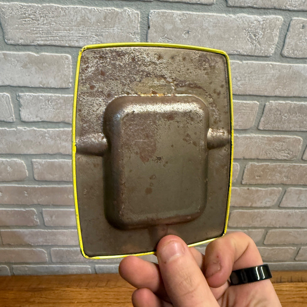 Vintage 1950s Elbow Room Bar Tavern Advertising Ashtray Barton Wisconsin Pinup