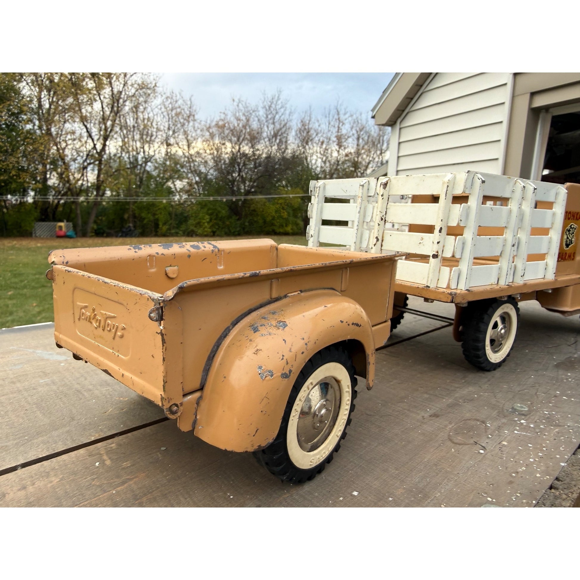 Vintage Tonka Farms Brown Stake Bed Truck & Trailer Pressed Steel Toy