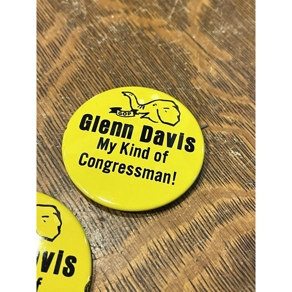 Vintage 1964 Glenn Davis for Congress Republican GOP Wisconisn 9th District Pins