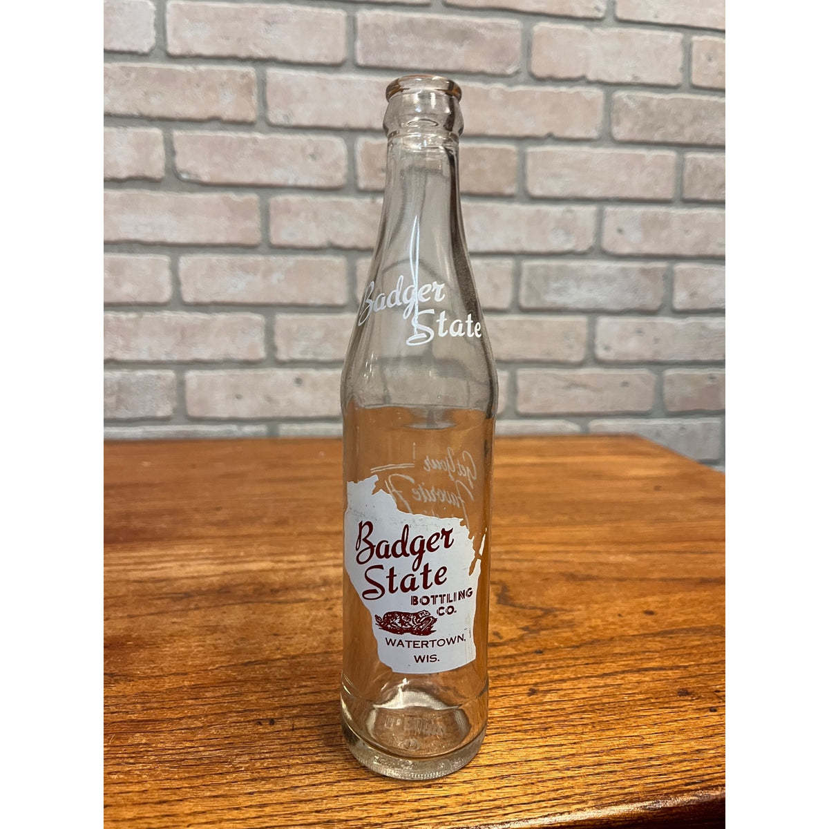 Vintage Badger State Bottling Co.  ACL Soda Bottle Watertown Wisconsin WI