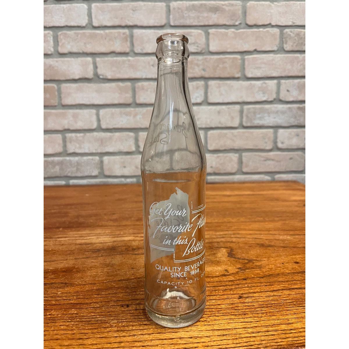 Vintage Badger State Bottling Co.  ACL Soda Bottle Watertown Wisconsin WI