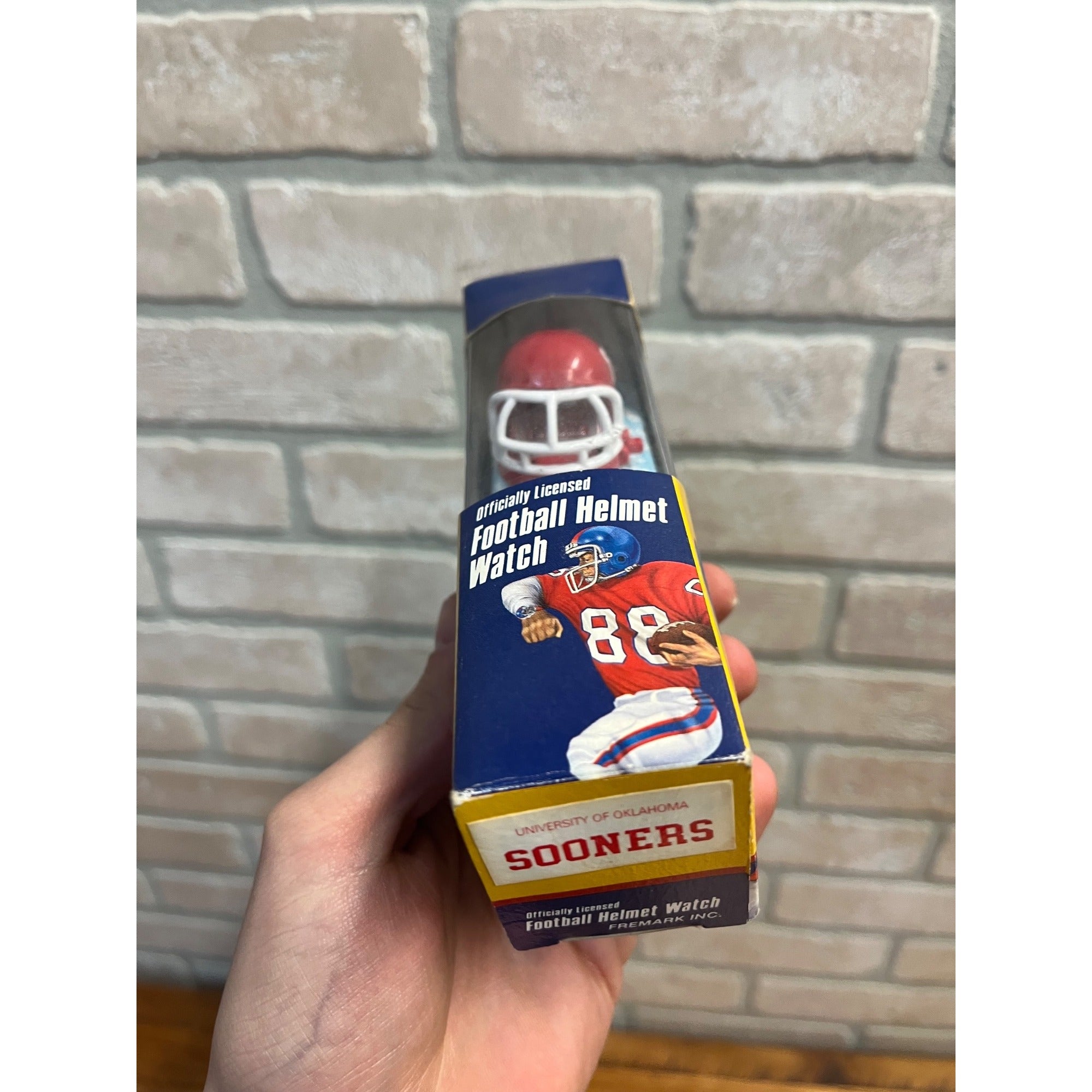 OKLAHOMA SOONERS Football Helmet Watch Fremark #FH-28 NFL Licensed NIB NOS 1986