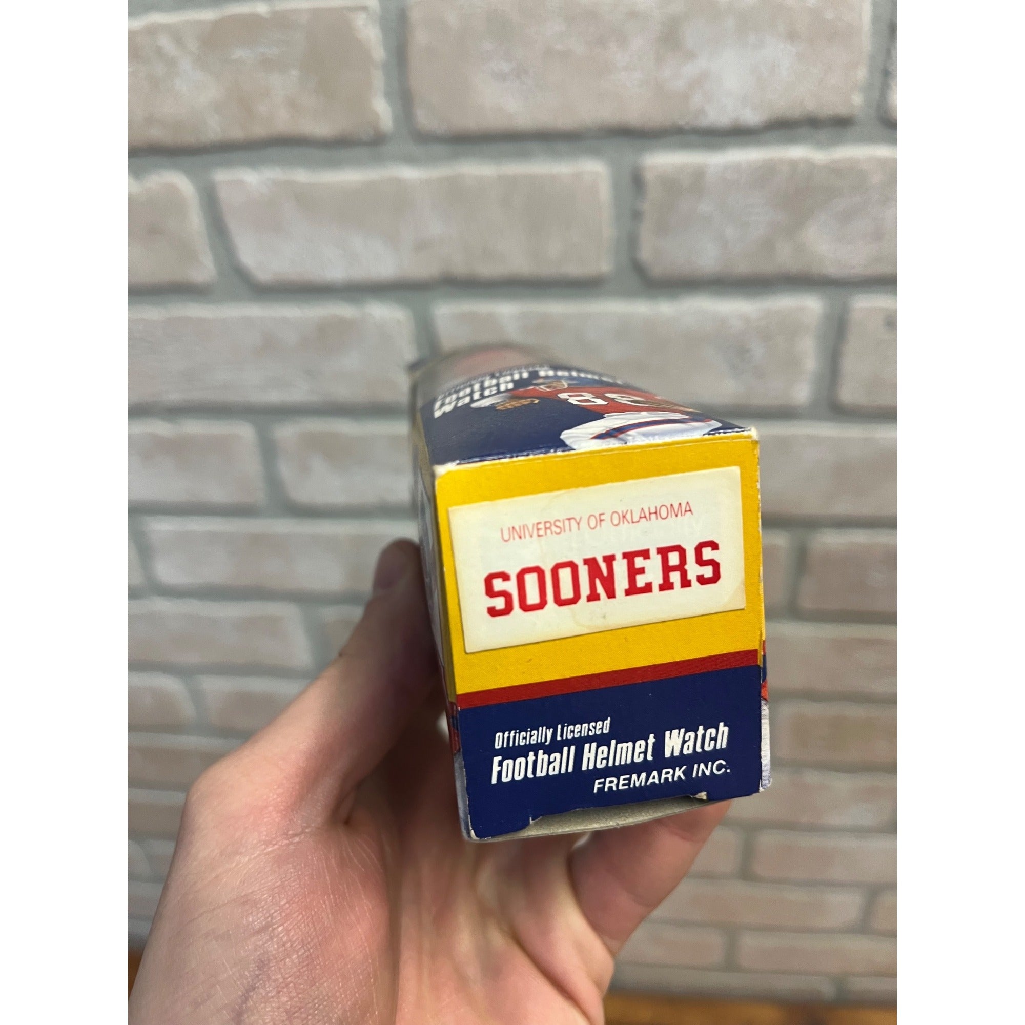 OKLAHOMA SOONERS Football Helmet Watch Fremark #FH-28 NFL Licensed NIB NOS 1986