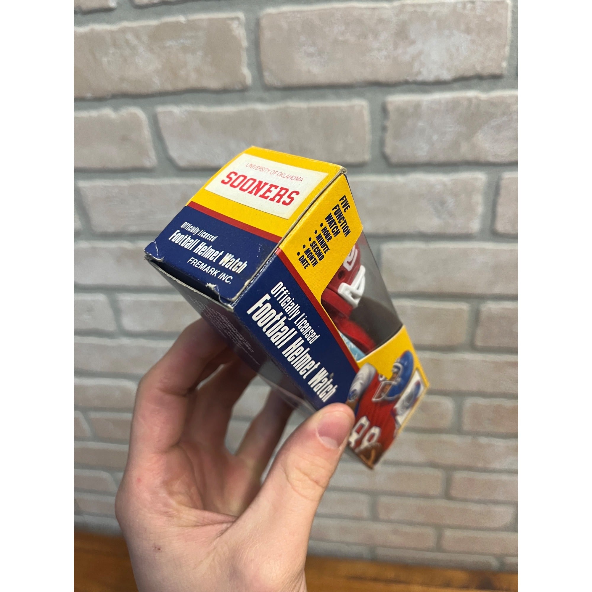 OKLAHOMA SOONERS Football Helmet Watch Fremark #FH-28 NFL Licensed NIB NOS 1986