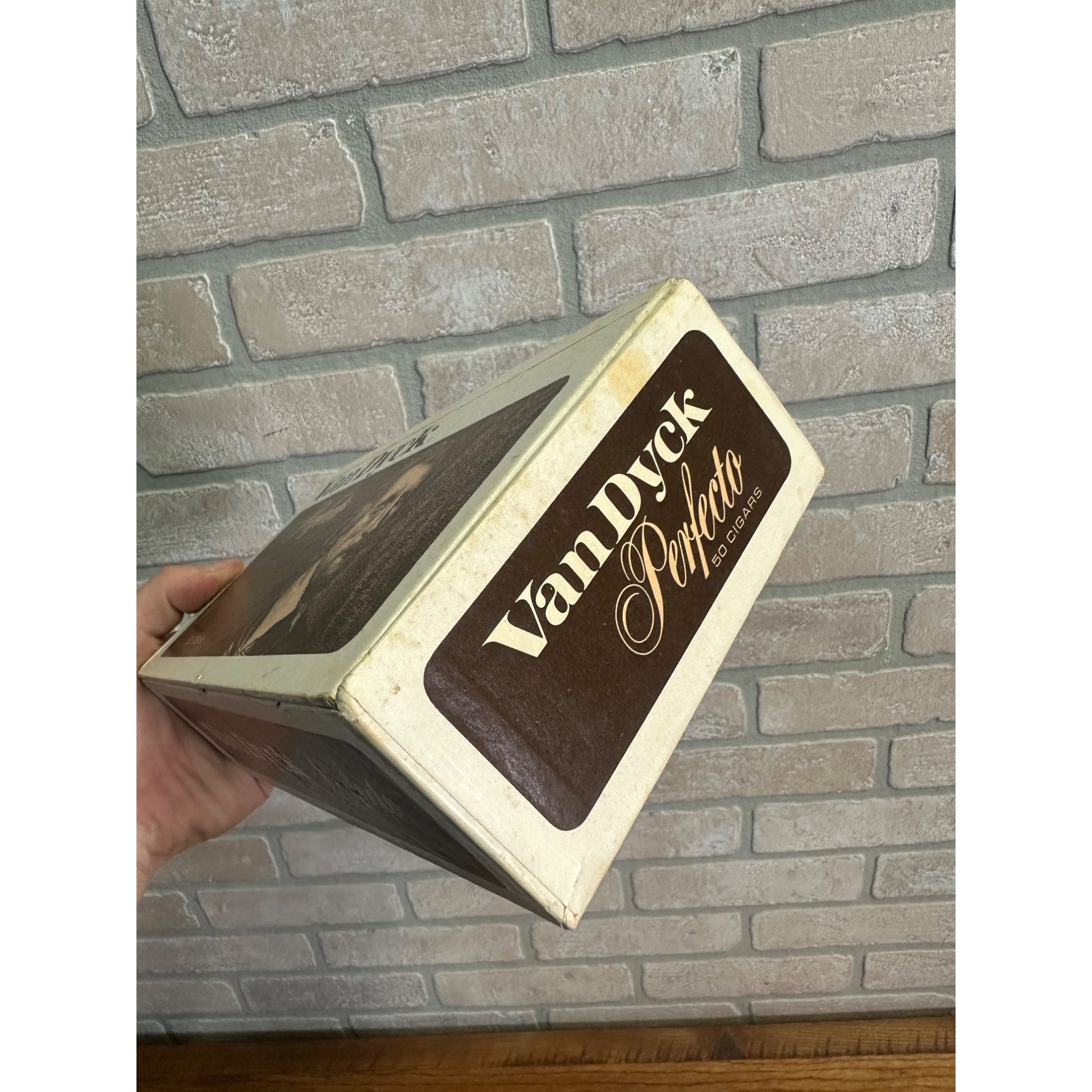 Vintage Van Dyck Perfecto Cigar Box Pressed Cardboard Advertising