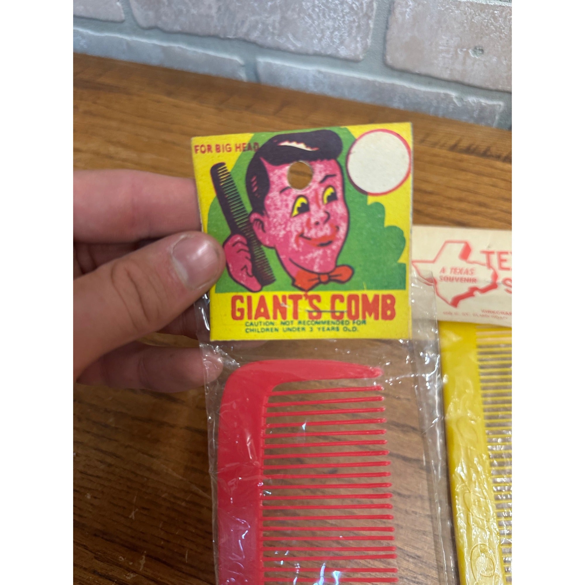 Vintage Lot (2) Texas Pocket Oversized Combs Novelty Gag Gift Funny