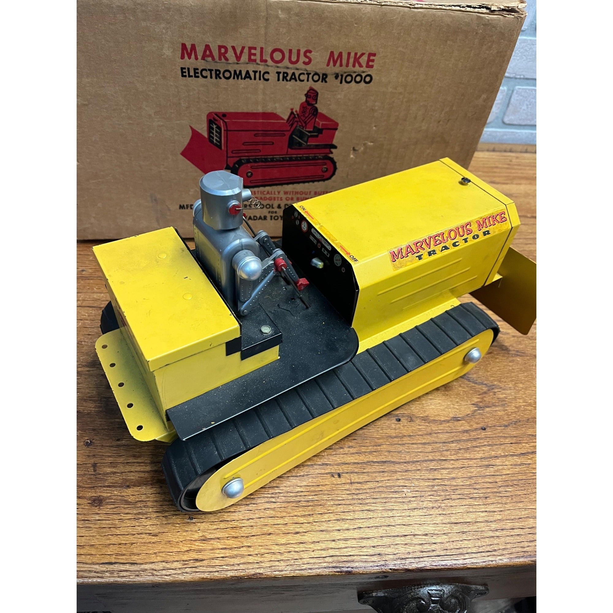 1954 Saunders Tool & Die Co. Marvelous Mike Electromatic Tractor Robot #1000