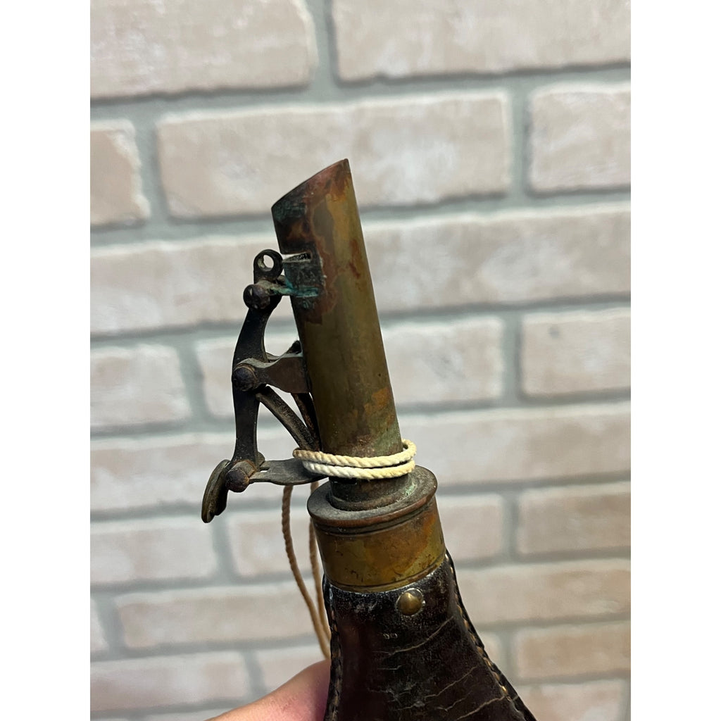 Old American Flask & Cap Co. Leather & Brass 4Lbs Gun Powder Flask Dog Scene