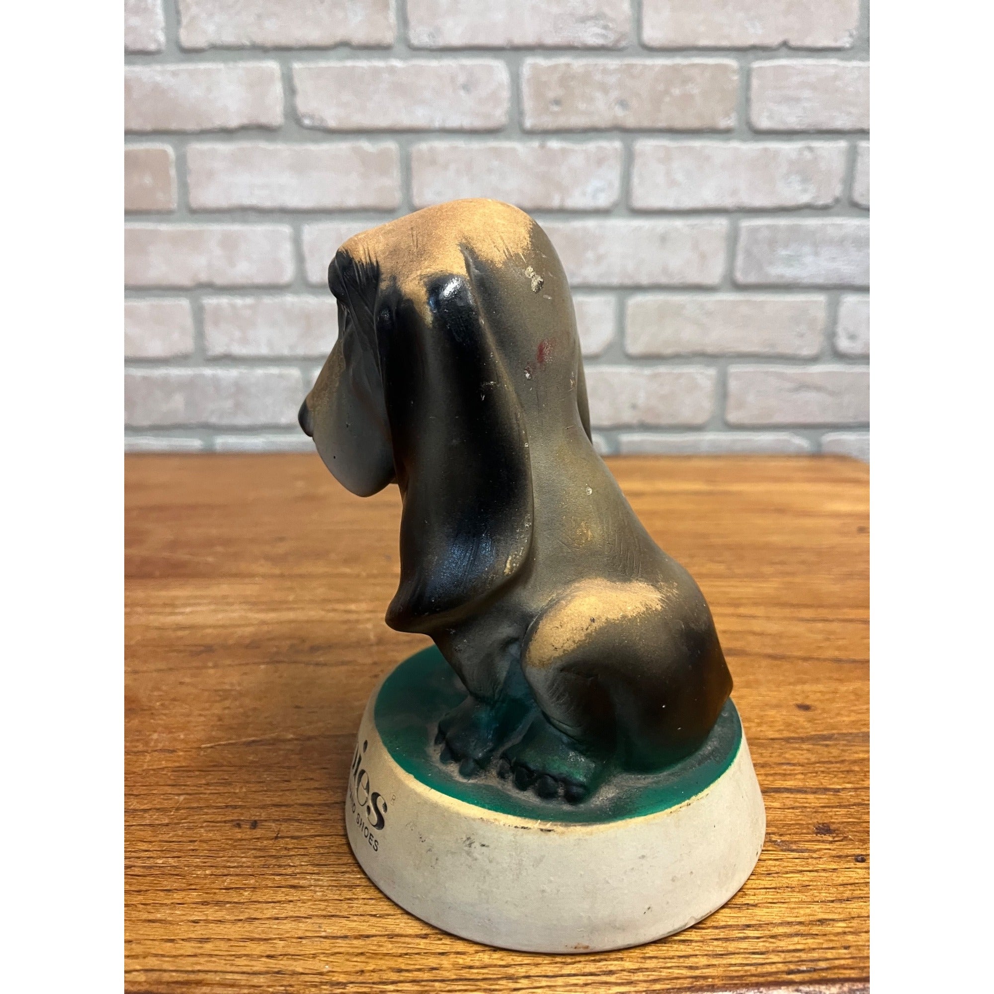 Vintage Hush Puppies Brand Shoes Vinyl Counter Store Display Sign Dog Figure