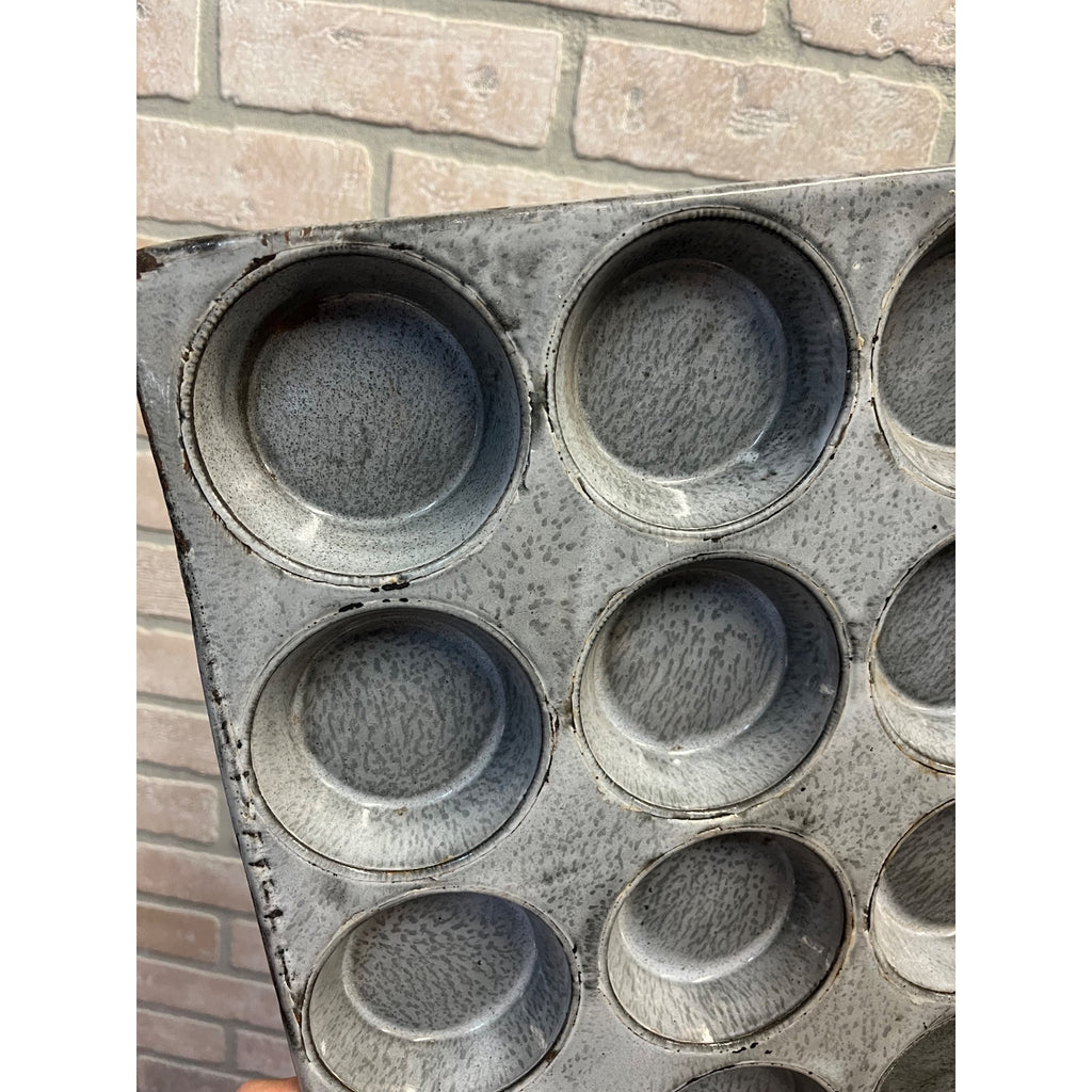 Antique Primitive Graniteware Enamelware Light Gray Muffin Pan / 12 Large Cup Tins / Farmhouse/ Kitchen Decor, Grey