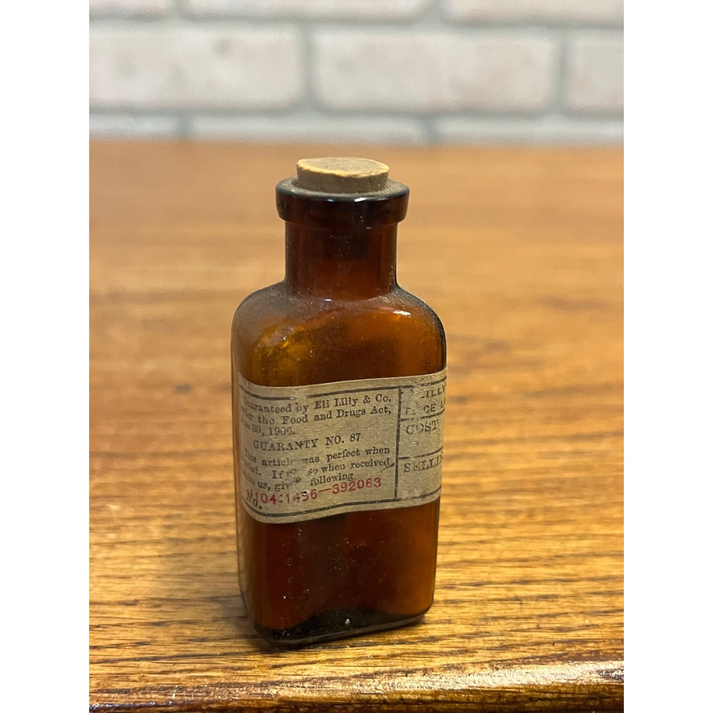ANTIQUE ELI LILLY & CO. CALOMEL EMPTY MEDICINE BOTTLE COLLECTIBLE