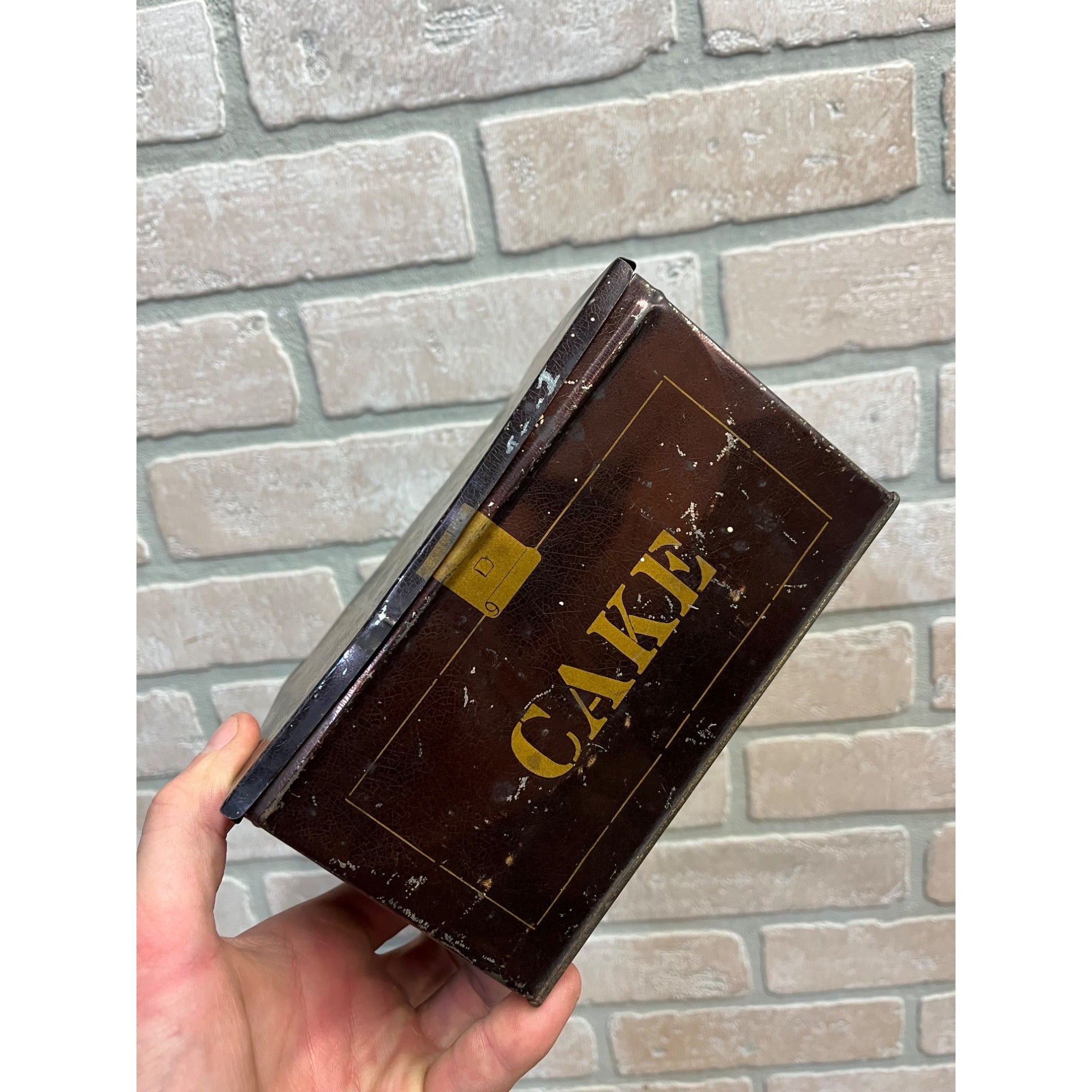 Antique 1890s Cake Box Mixture Tobacco Tin Leavitt & Peirce Cambridge Mass. Can