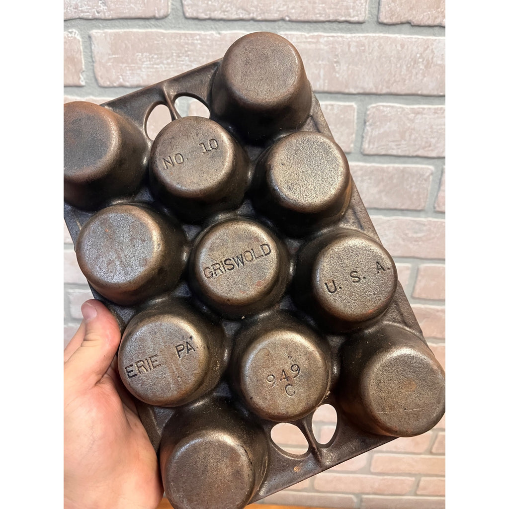Griswold No.10 Cast Iron Popover Muffin Pan 949C Erie PA USA Vintage 11 Cup