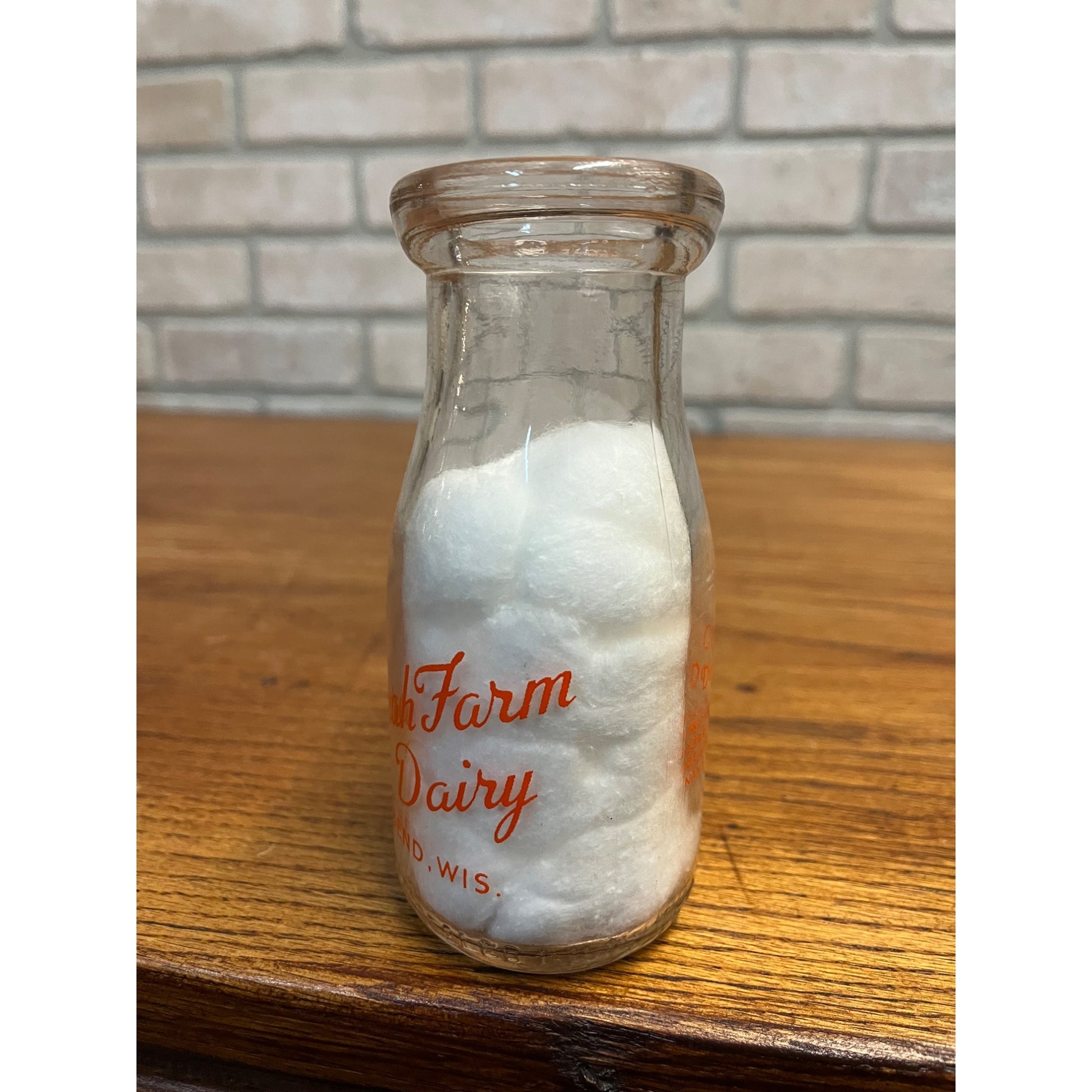 Vintage Decorah Farm Dairy West Bend Wis Half Pint Bottle WI Wisconsin Pyro