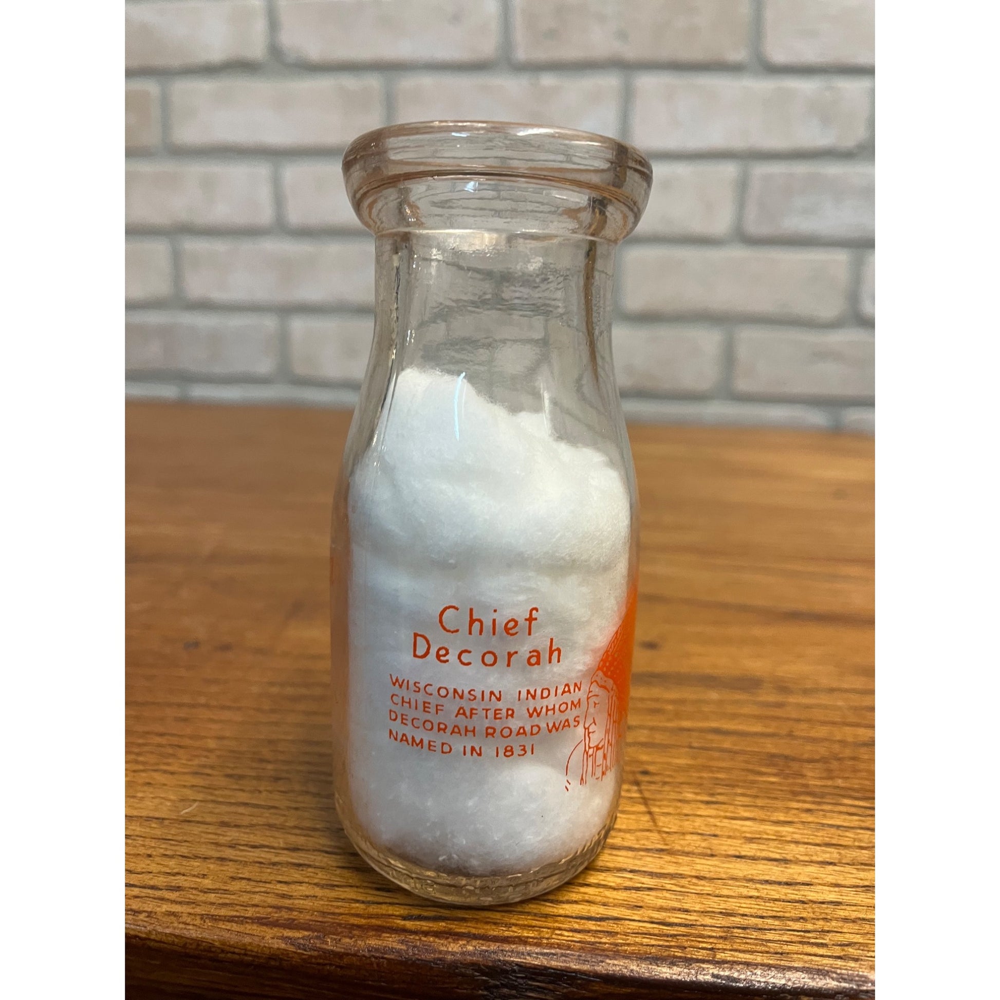 Vintage Decorah Farm Dairy West Bend Wis Half Pint Bottle WI Wisconsin Pyro