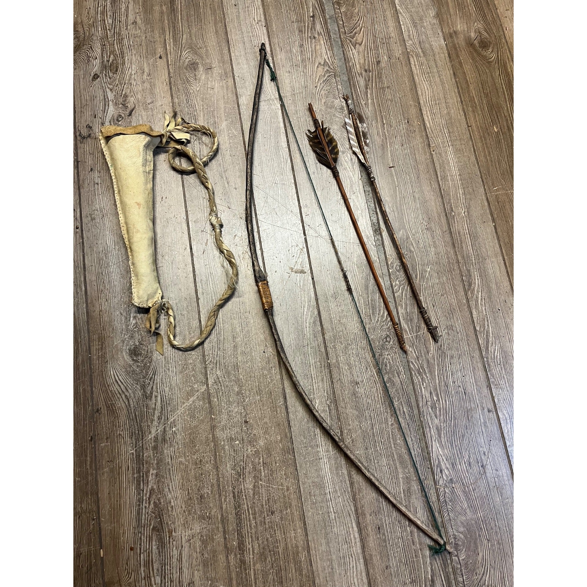 Vintage Native American Style Bow Arrow Set Quiver Handmade Reservation Trade