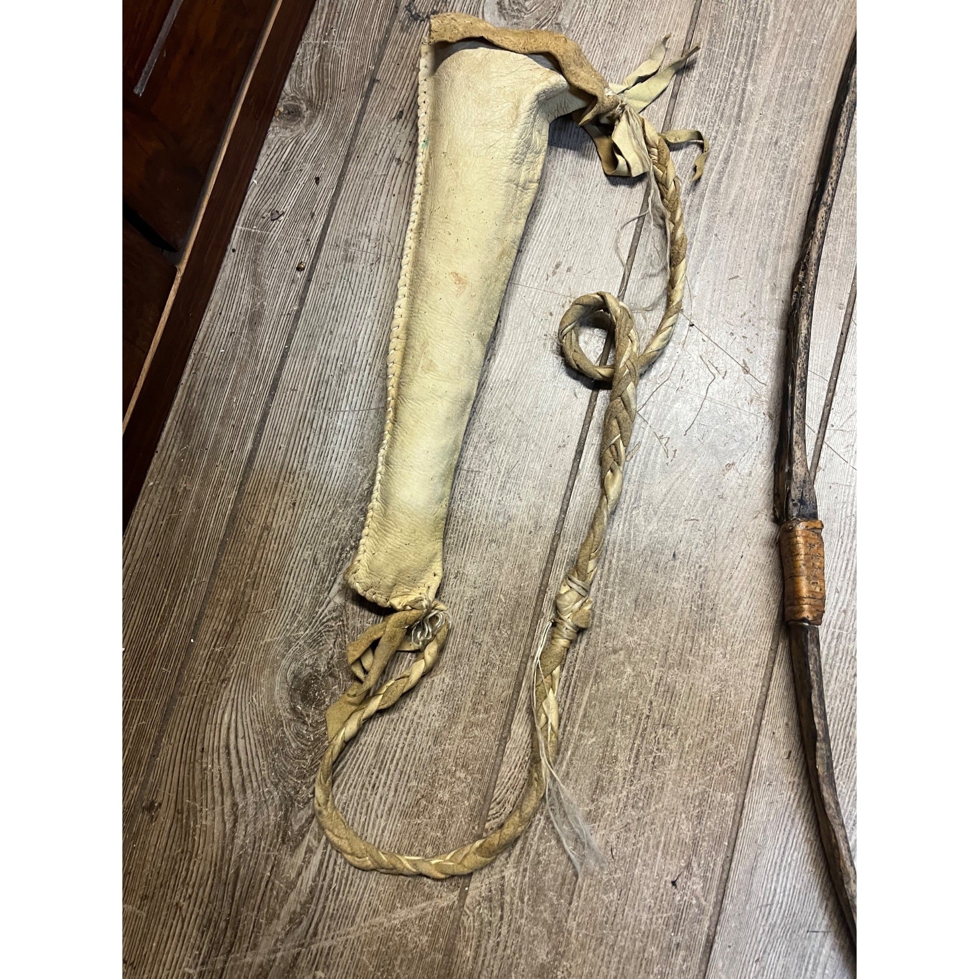 Vintage Native American Style Bow Arrow Set Quiver Handmade Reservation Trade