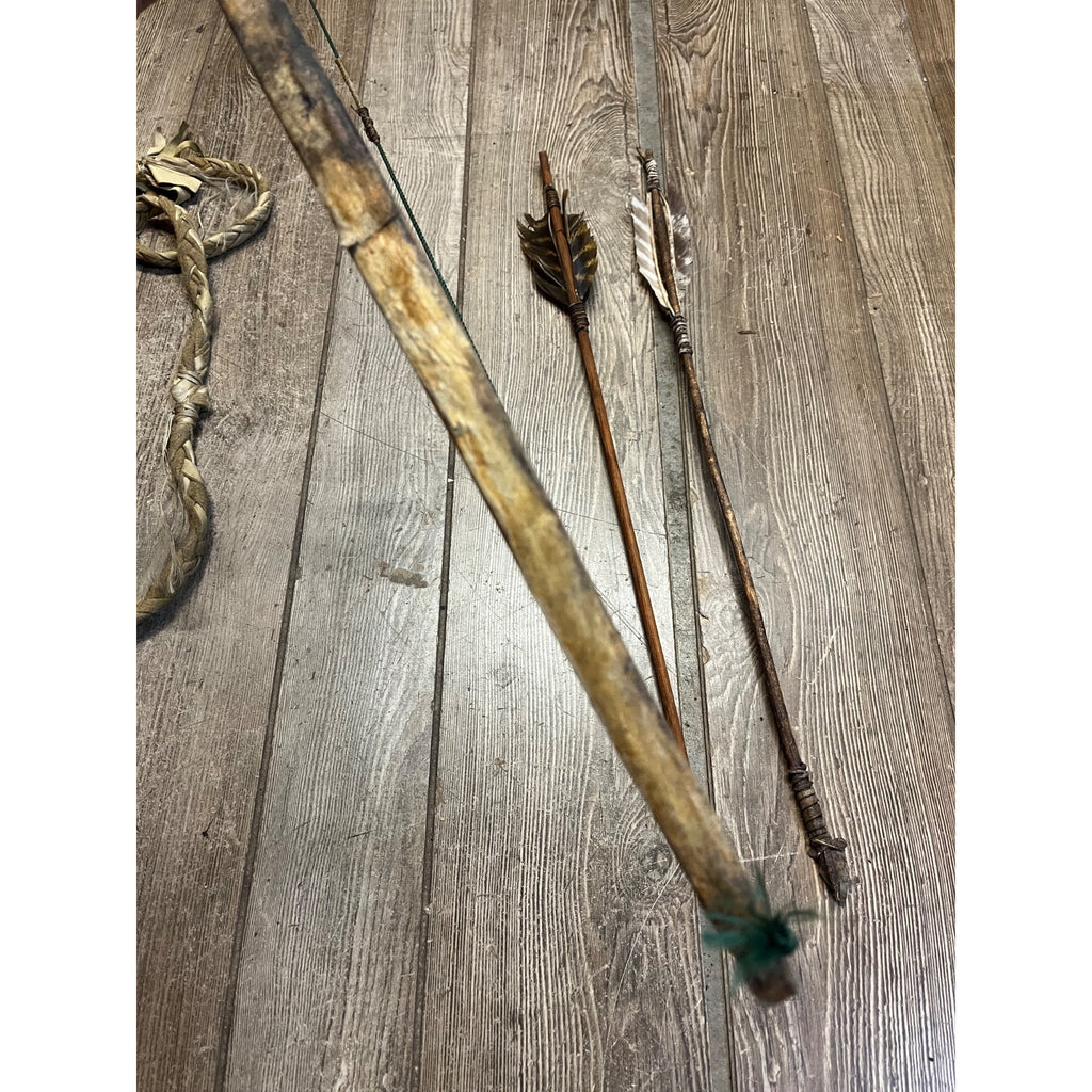 Vintage Native American Style Bow Arrow Set Quiver Handmade Reservation Trade