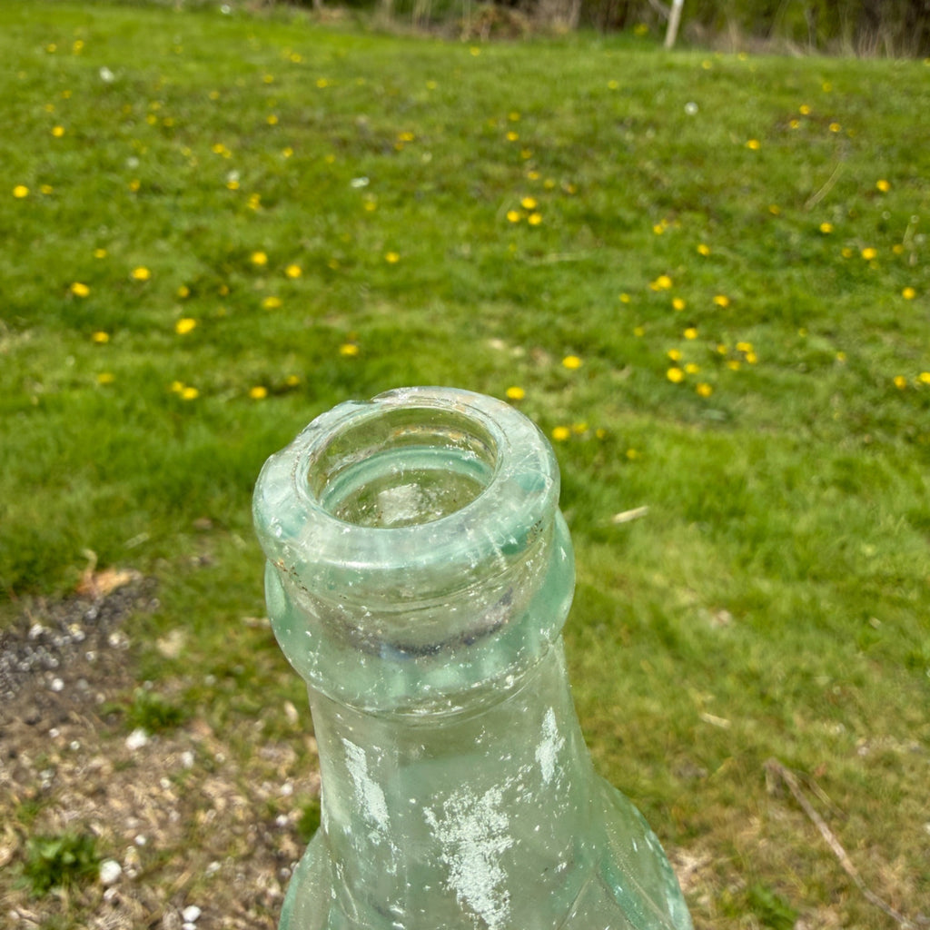 Vintage 1930s New London Bottling Works Soda Bottle Wisconsin