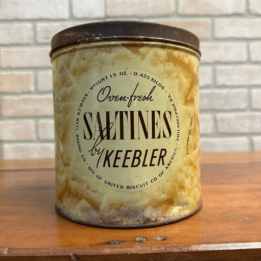 Vintage 1950s Keebler Saltine Crackers Advertising Tin Kitchen Can Oven-Fresh