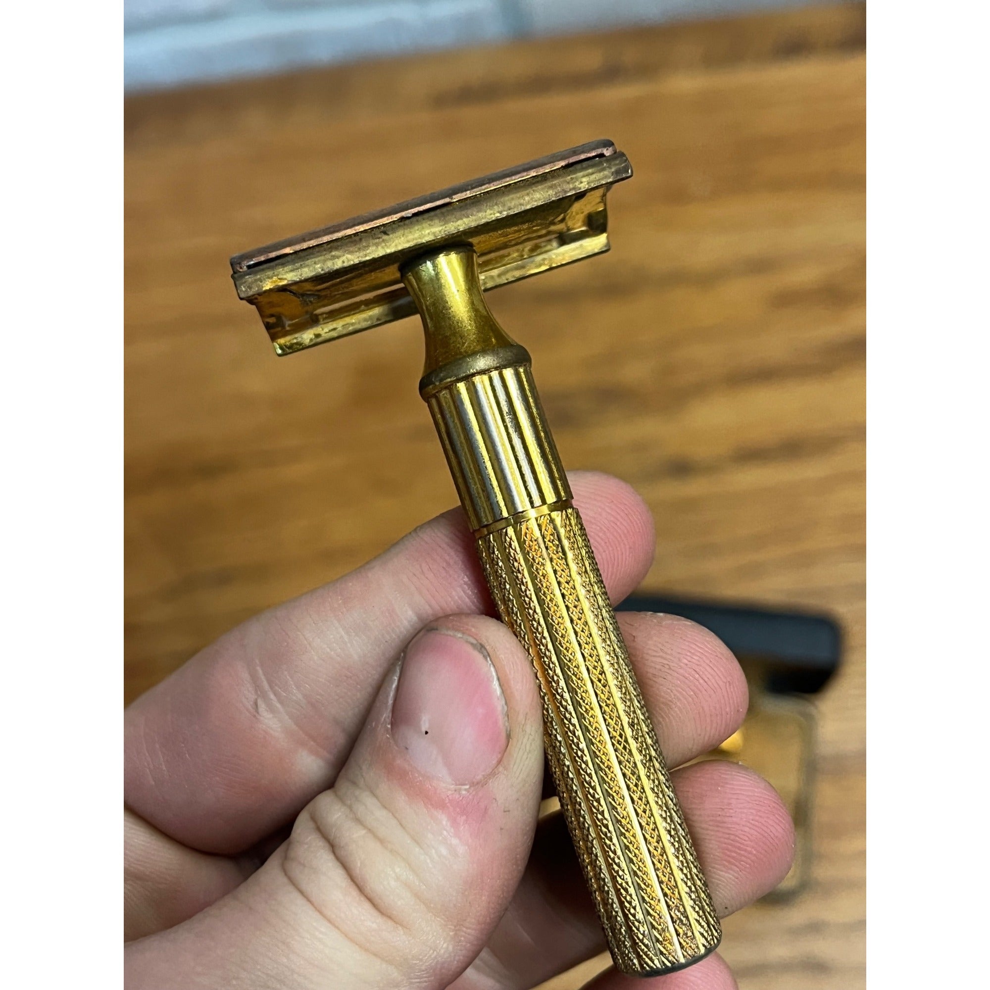 Vintage 1940's Gold Tech Gillette Fat Handle Safety Razor Case & Blade Holder