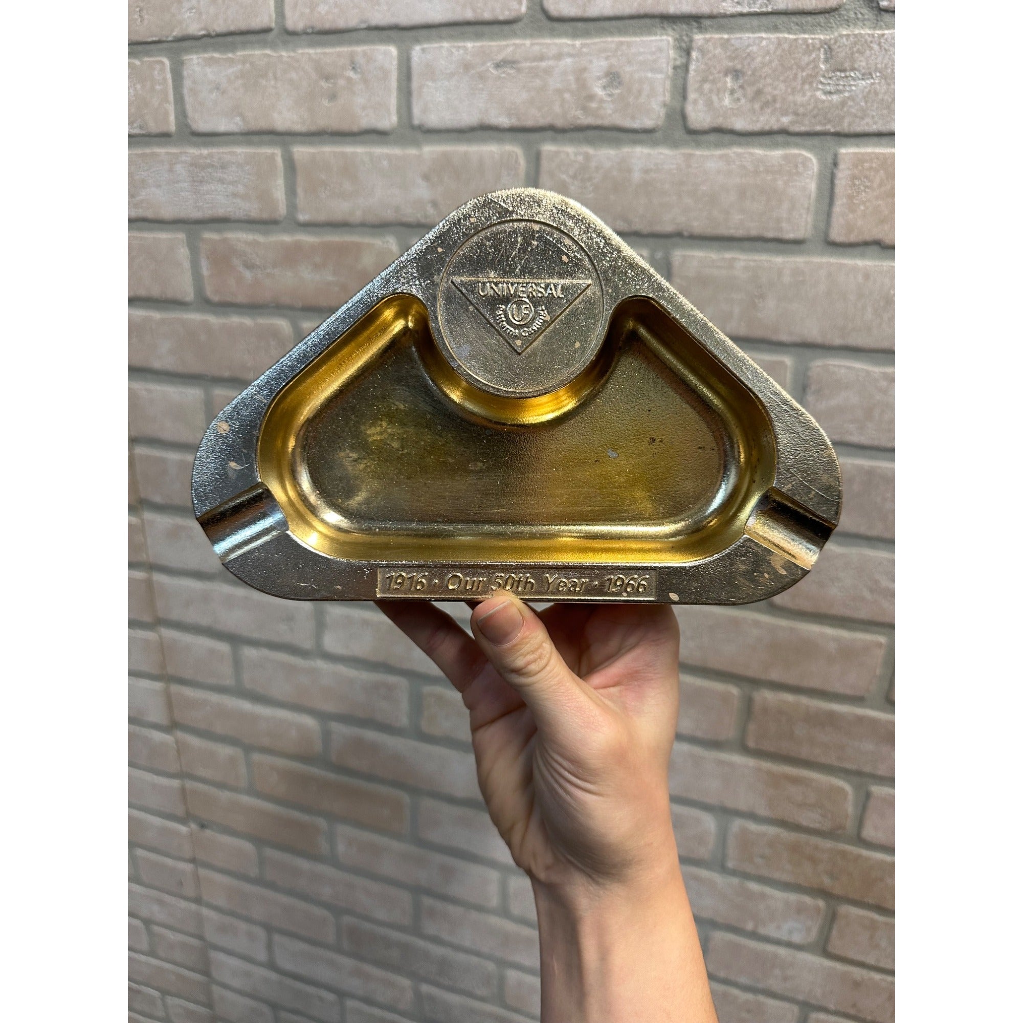 VINTAGE UNIVERSAL FOUNDRY OSHKOSH WISCONSIN 50TH ANNIVERSARY ASHTRAY 1916-1966