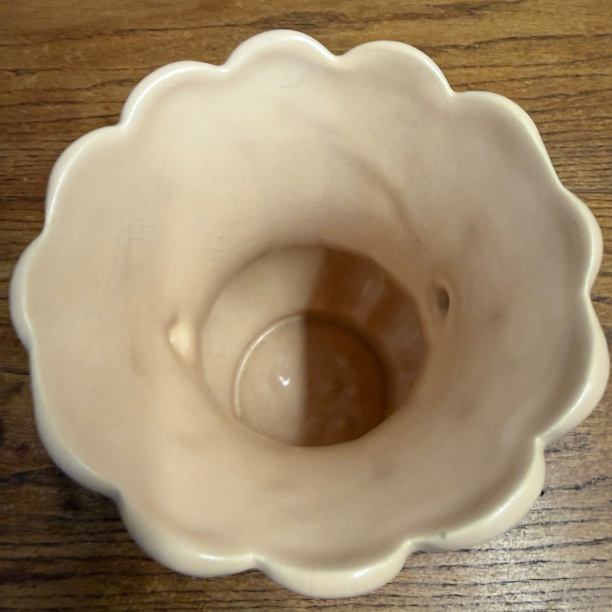 Vintage Art Pottery Double Handled Vase Rumrill H-49 Cream Ribbed Ceramic