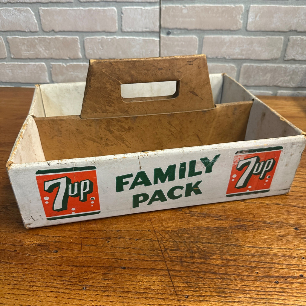 Vintage 7up Soda Bottle Family Pack Carrier Bottling Crate Cardboard