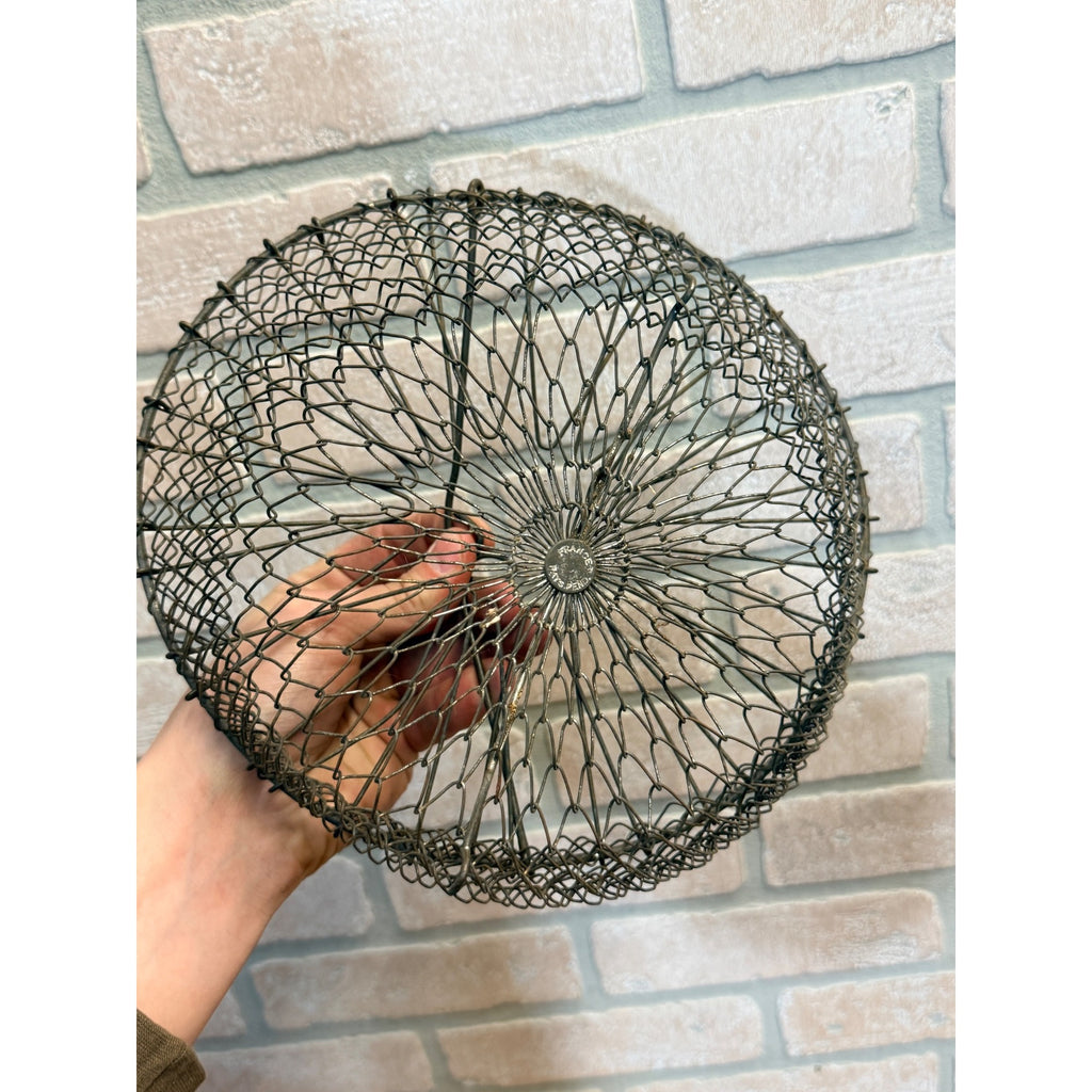 Antique Collapsable Wire Egg Basket Folding Primitive Antique boiling strainer