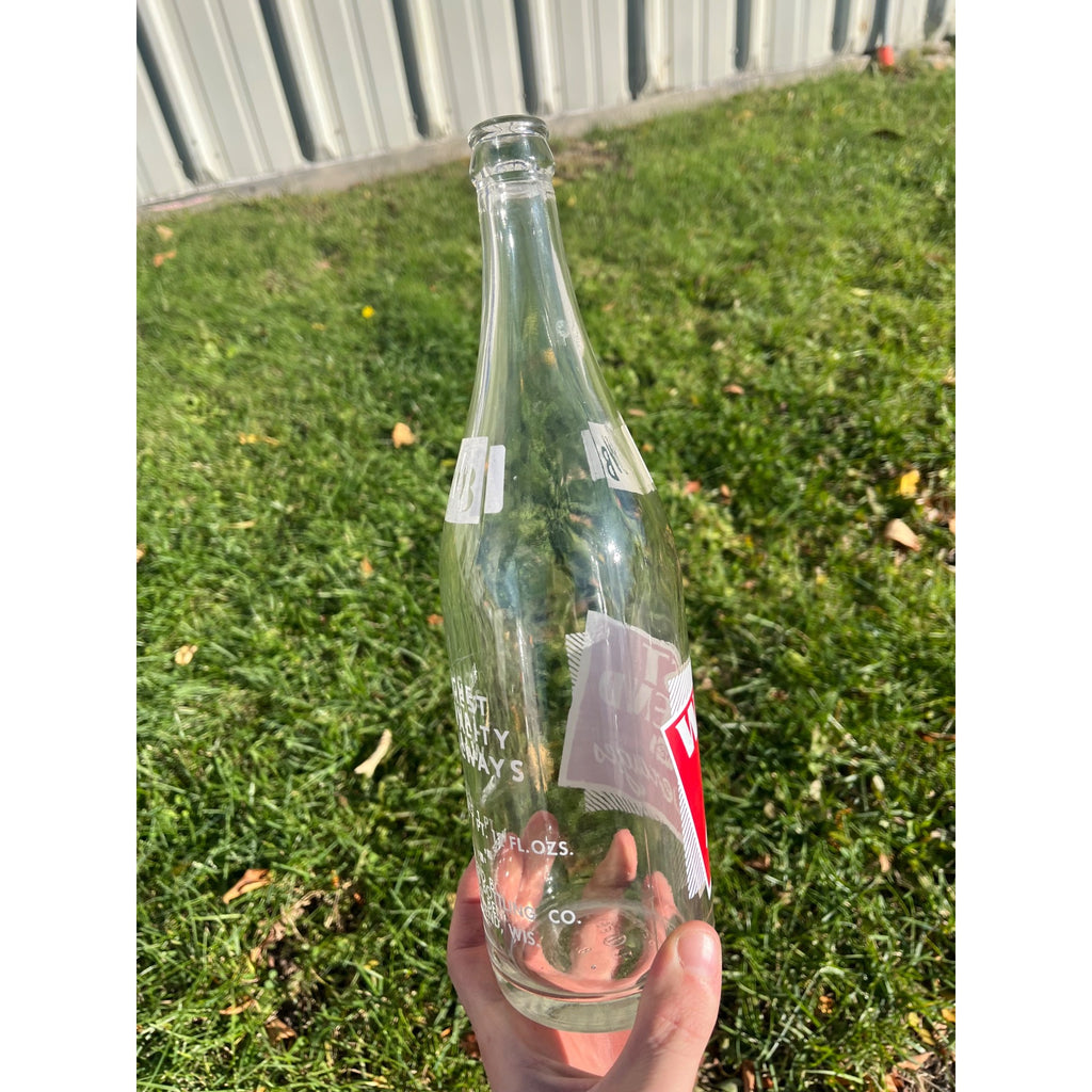 Vintage West Bend Beverages WB Soda Bottle ACL 1pt 12oz Wisconsin Wis WI