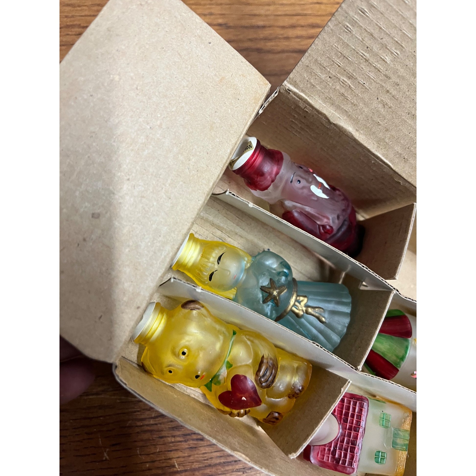 Box of 5 Vintage Lillian Vernon Christmas Light Covers House Santa, Angel, House ++