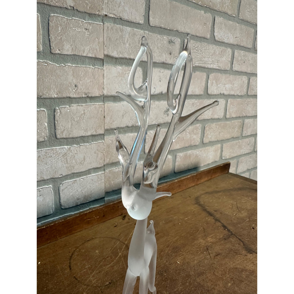 Vintage Silvestri Frosted Christmas Reindeer Art Crystal Glass 9.5" Tall