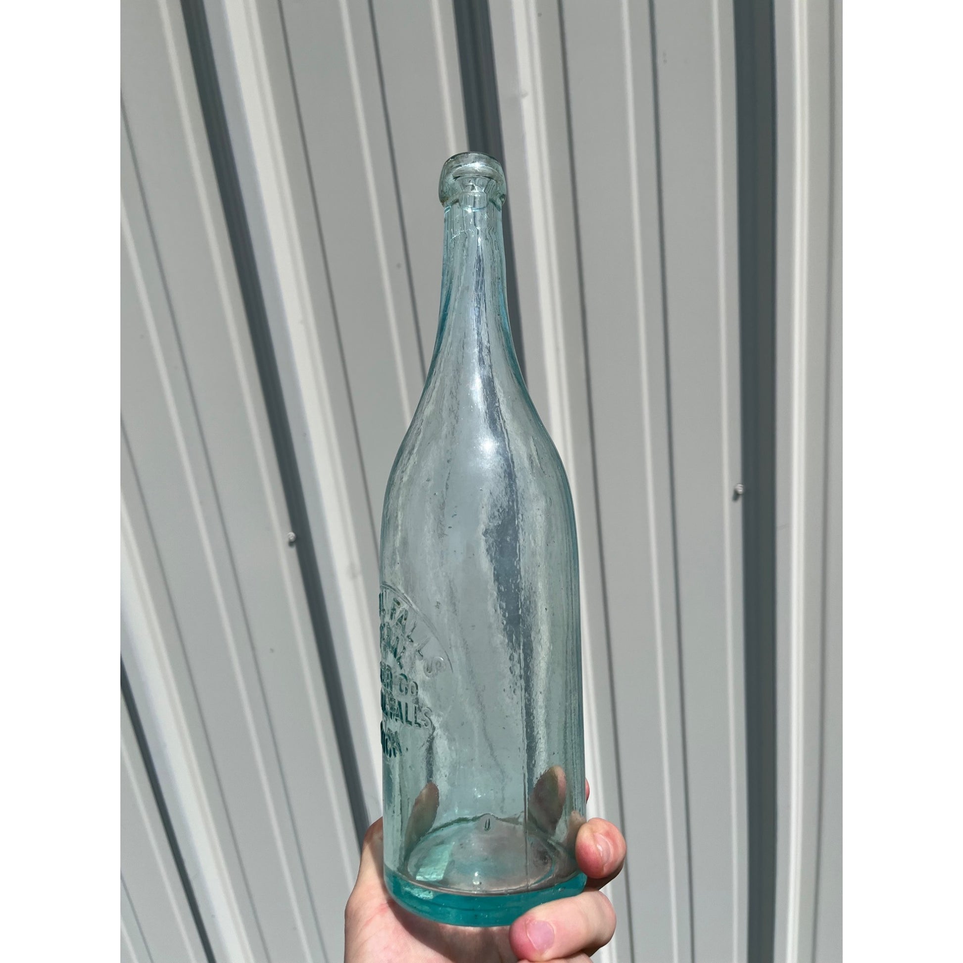 SCARCE Crystal Falls Mineral Water Co. Michigan Soda Bottle Quart Aqua Blue MI