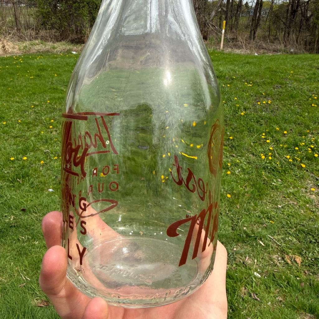 Vintage Midwest Dairy Brown Pyro Quart Milk Bottle PLYMOUTH, Wisconsin WI