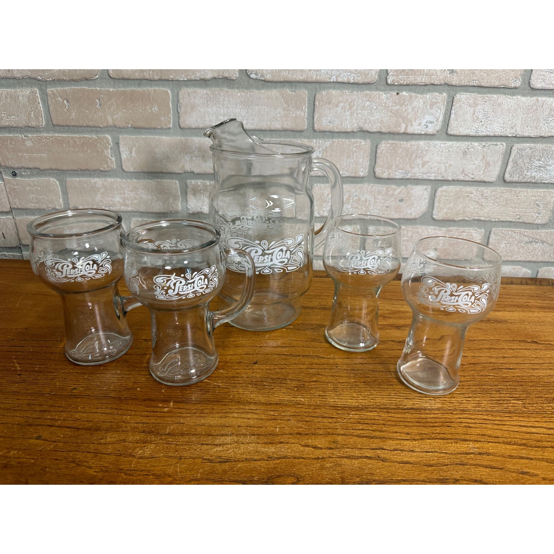 Vintage 1980s Pepsi Cola Advertising Glass Pitcher Set w/ 4 Glasses White