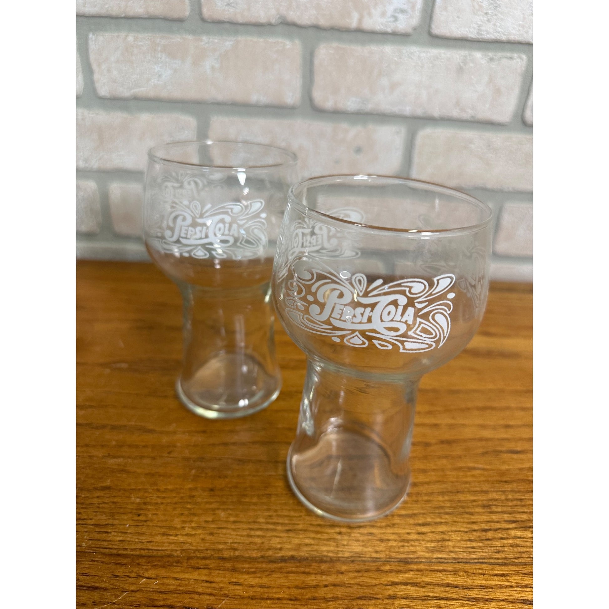 Vintage 1980s Pepsi Cola Advertising Glass Pitcher Set w/ 4 Glasses White