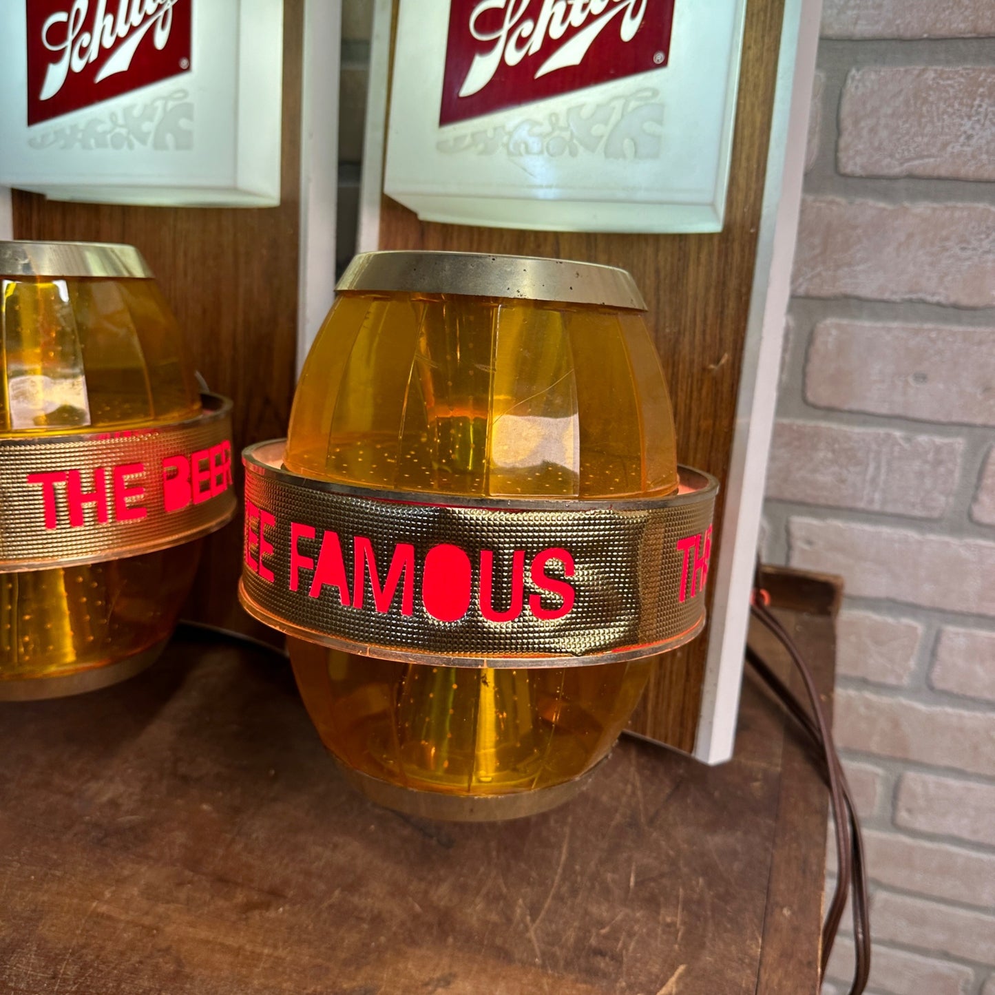 (2) PAIR 1960S SCHLITZ BARREL MOTION SIGN BEER MILWAUKEE FAMOUS SCONCE LIGHT