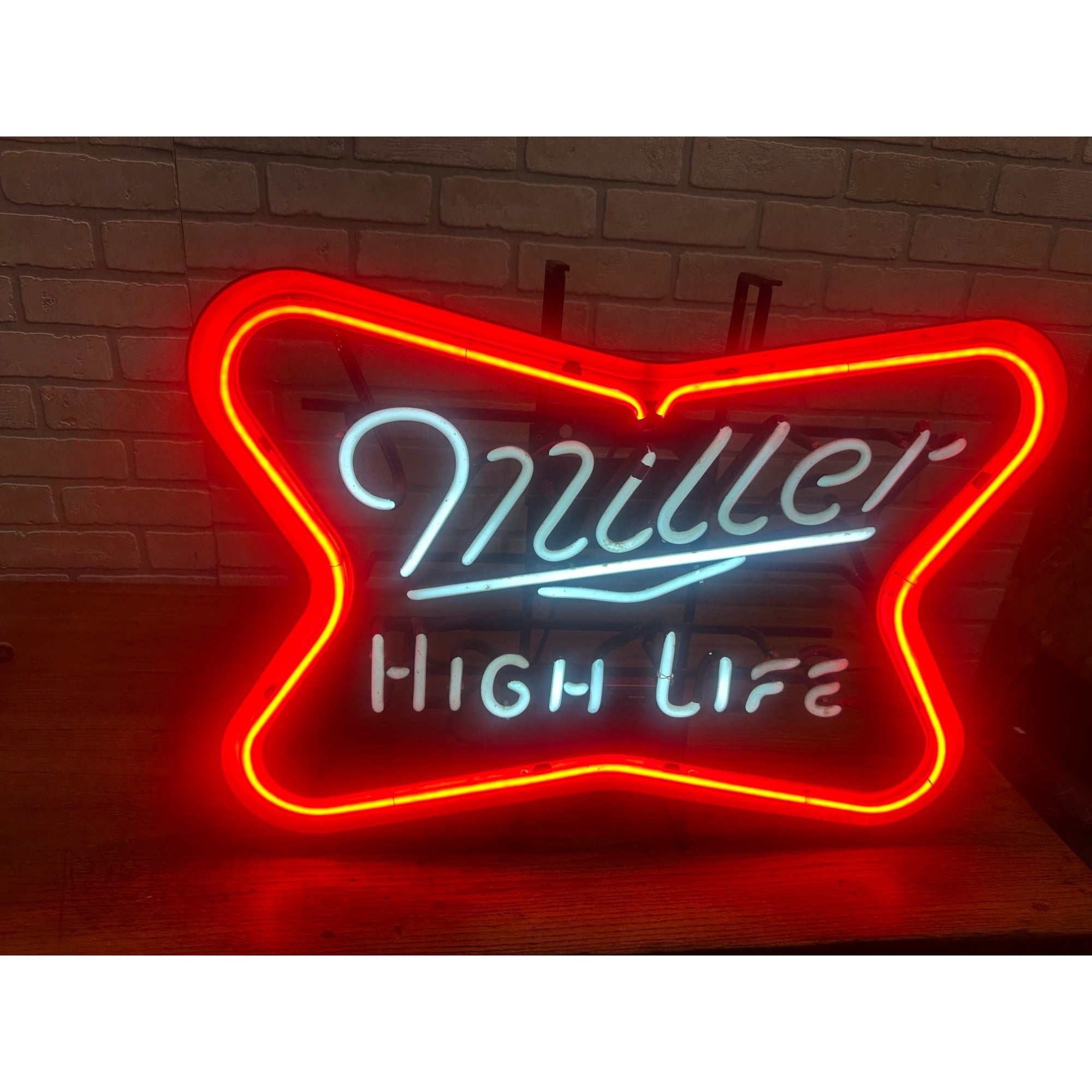 Vintage Miller High Life Beer Tavern Neon Sign Works